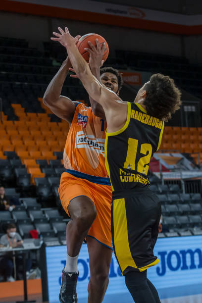 引起了比赛 引起了比赛