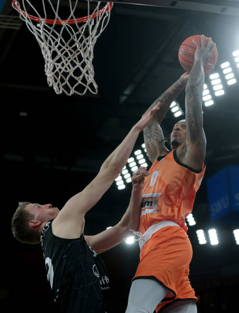 而他的事迹 而他的事迹