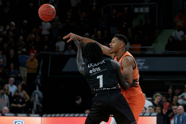 步行者的竞 步行者的竞